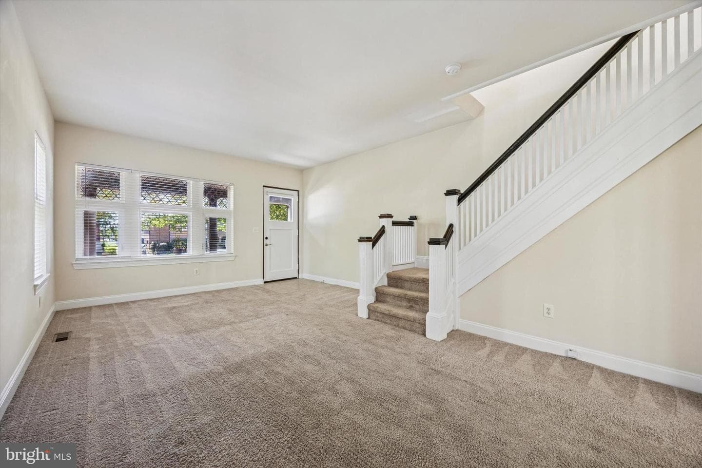 639 High Street photo 6