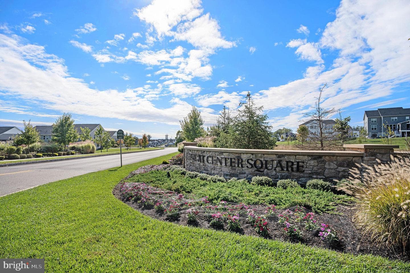 15 Umbrell Drive photo 36