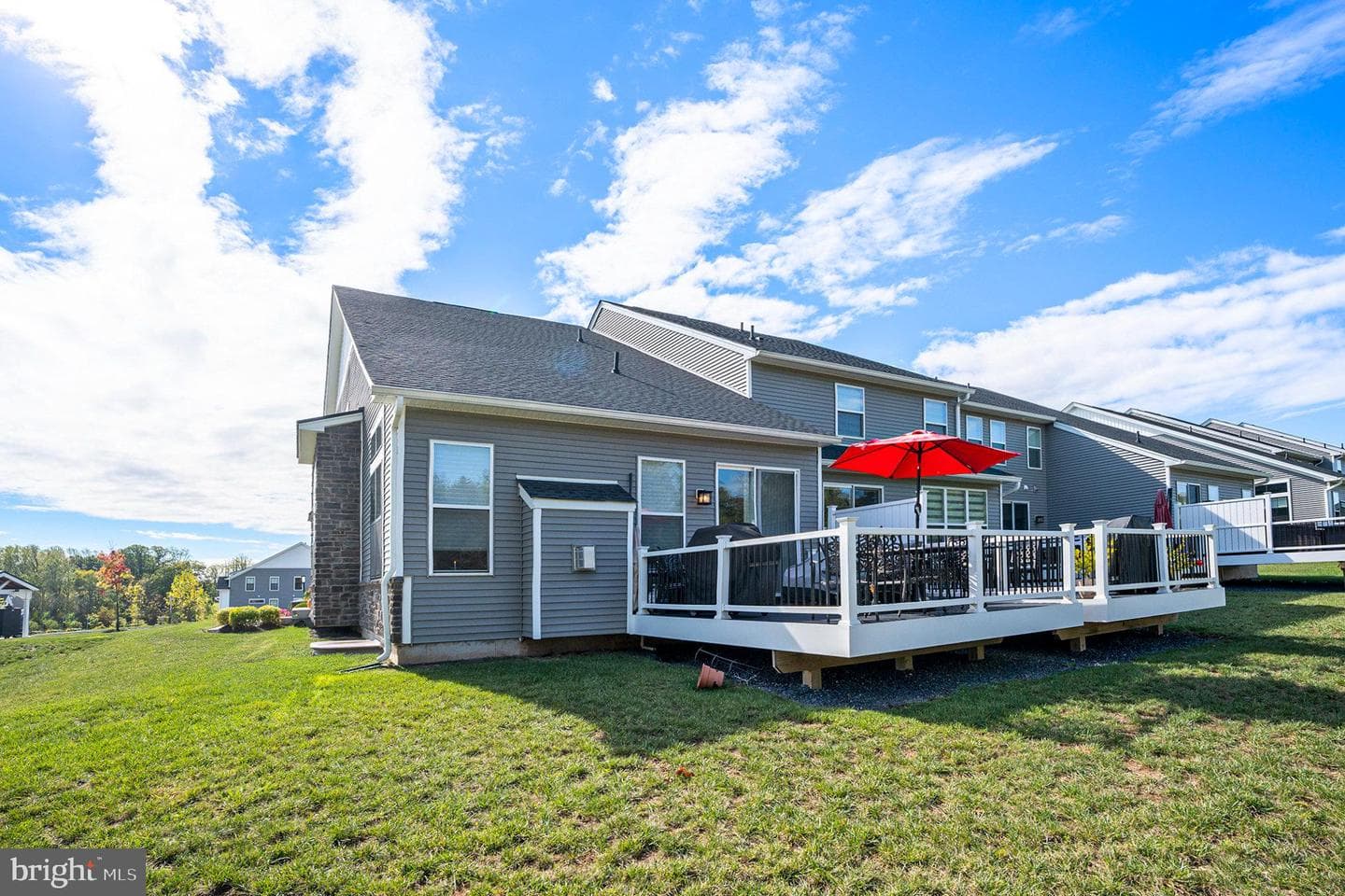 15 Umbrell Drive photo 43