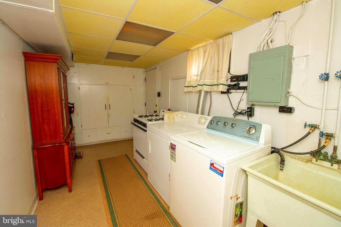 247 Leona Avenue photo 11