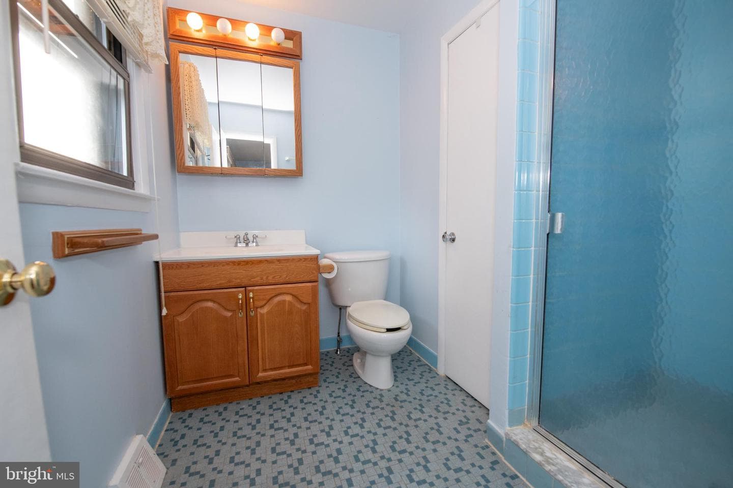 247 Leona Avenue photo 29