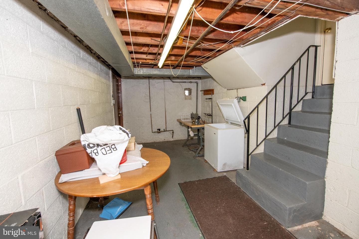 247 Leona Avenue photo 41