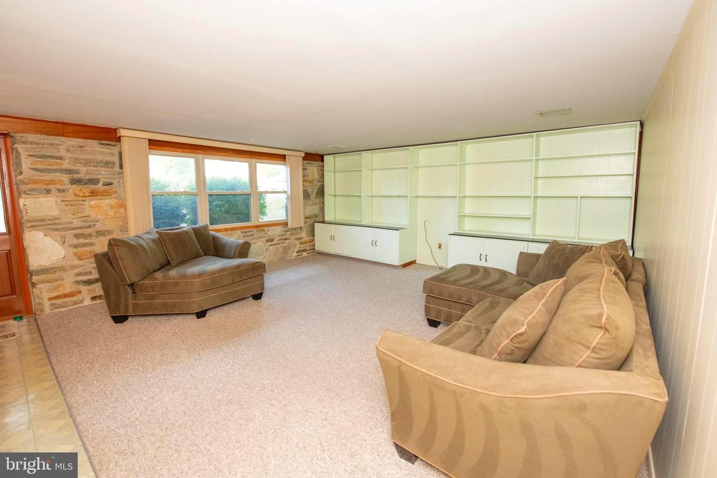 247 Leona Avenue photo 6