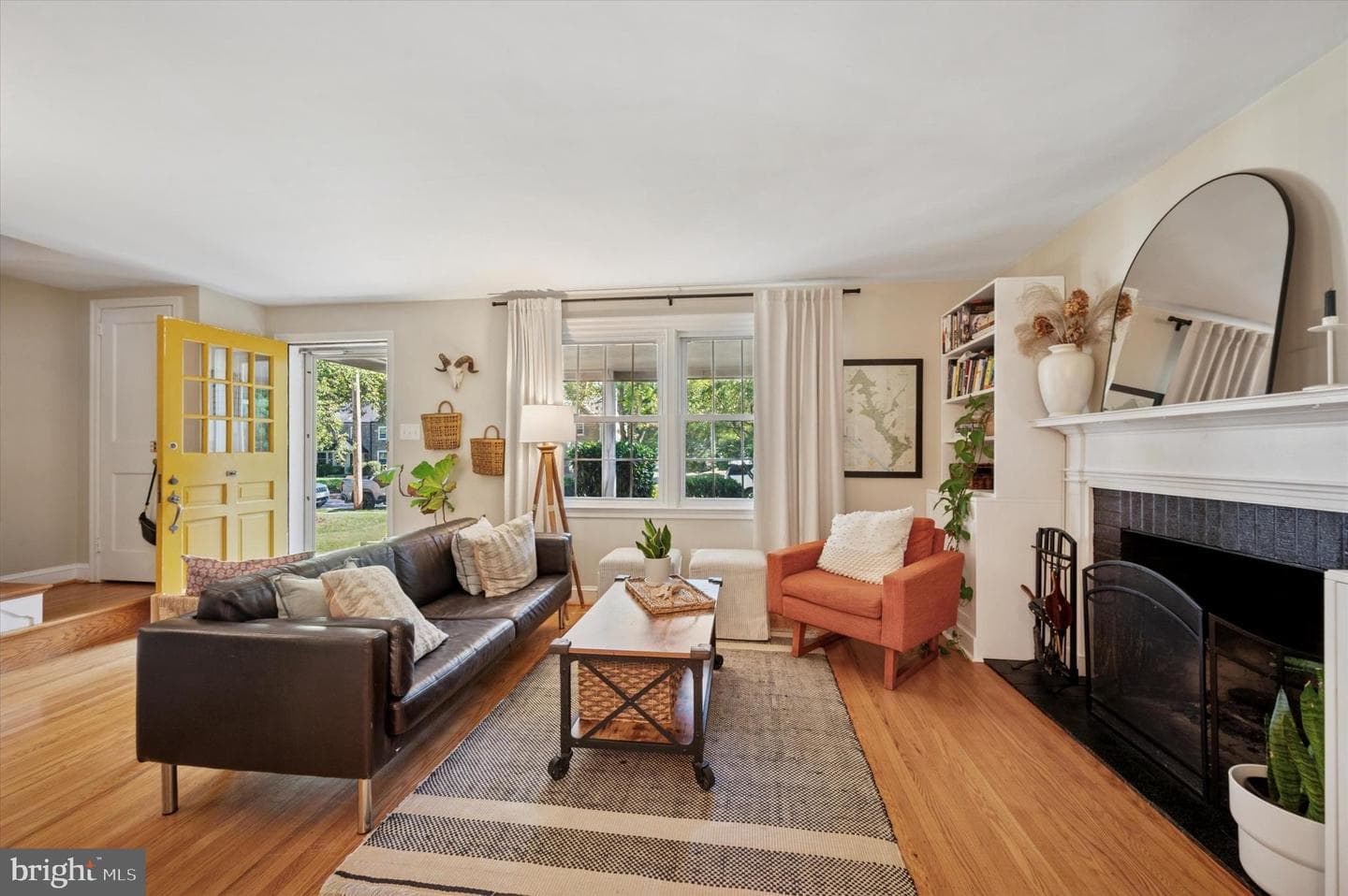 1228 Wheatsheaf Lane photo 4