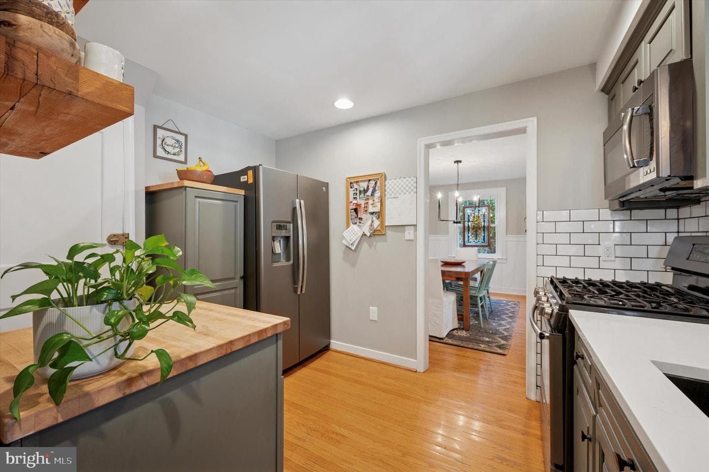 1228 Wheatsheaf Lane photo 9