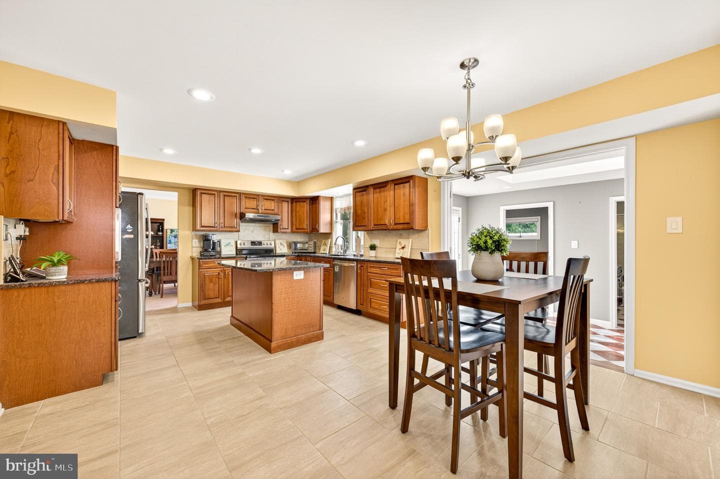 1520 Fairgrounds Road photo 20