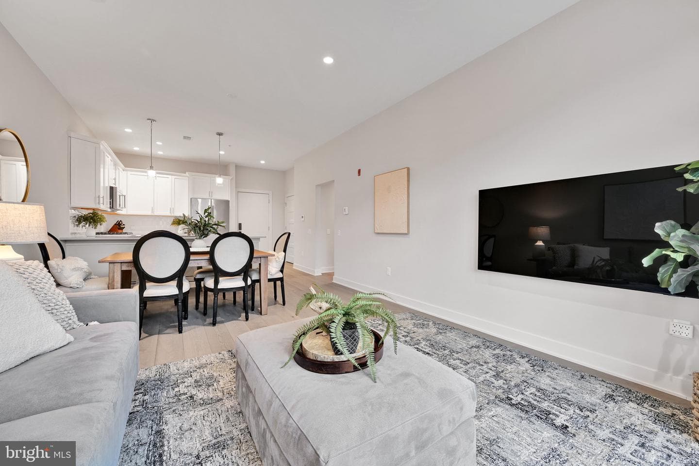 575 S Goddard Boulevard #504 photo 9