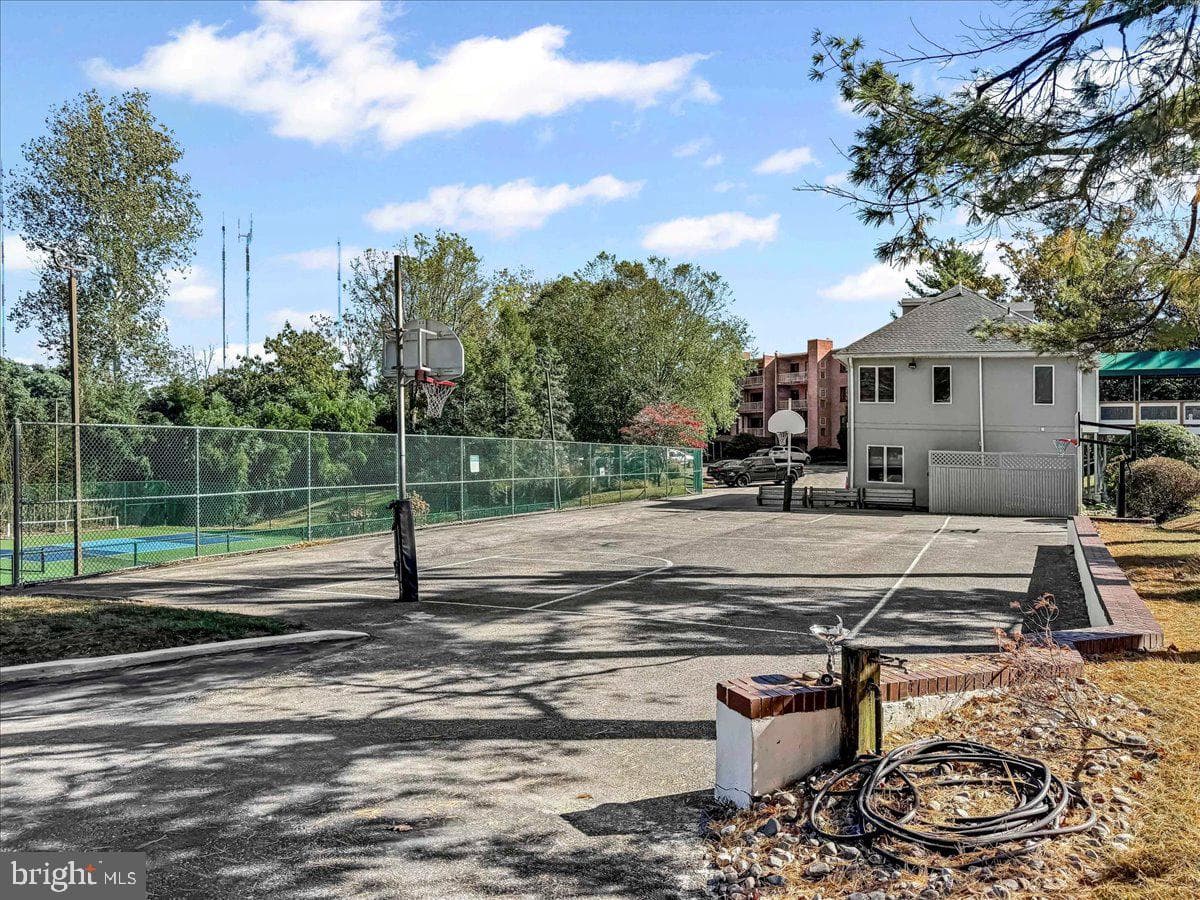 1640 Oakwood Drive #w114 photo 18