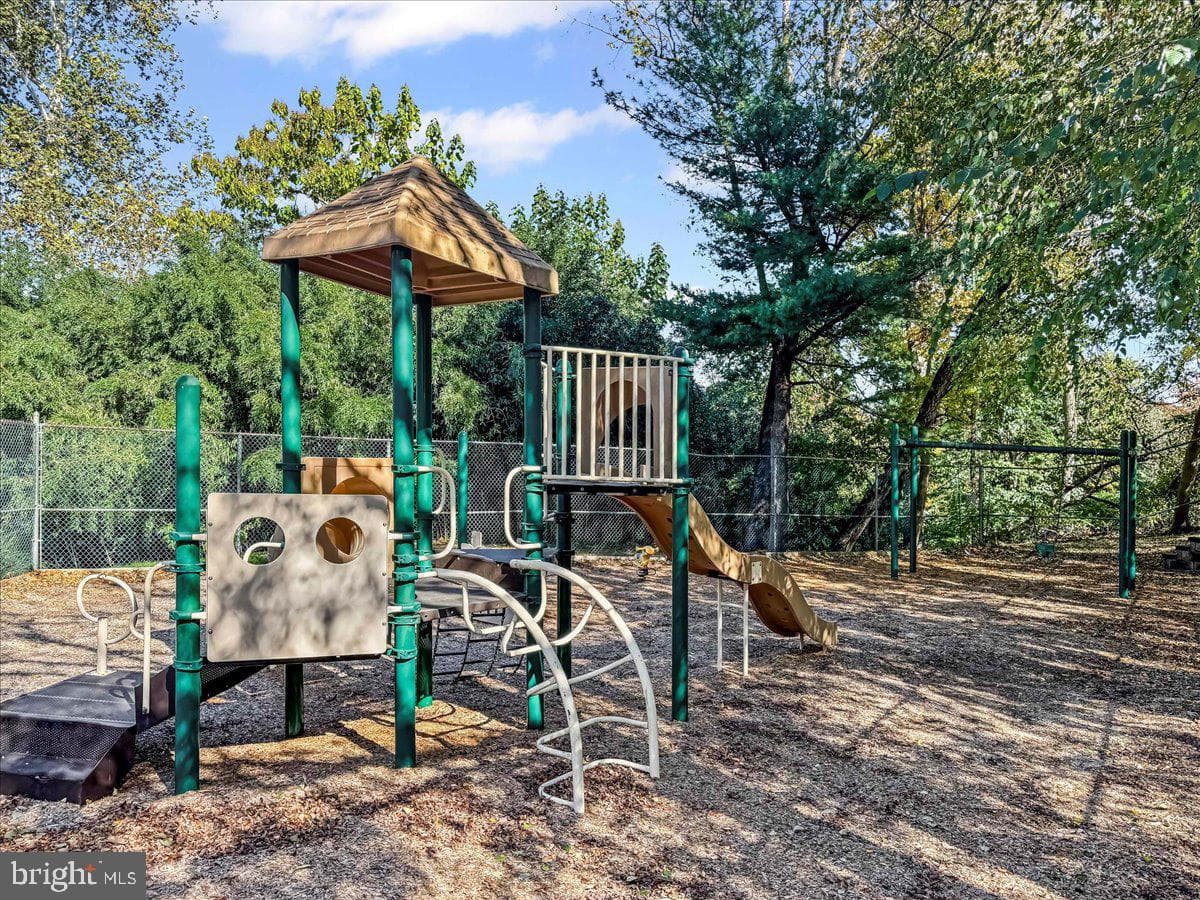 1640 Oakwood Drive #w114 photo 22