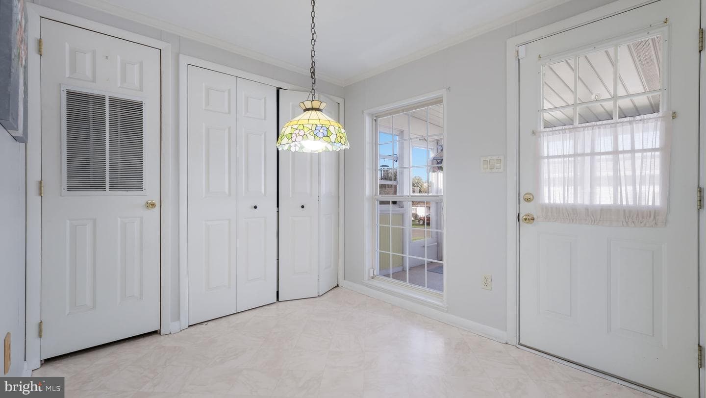 10 Bentwood Ct W photo 13