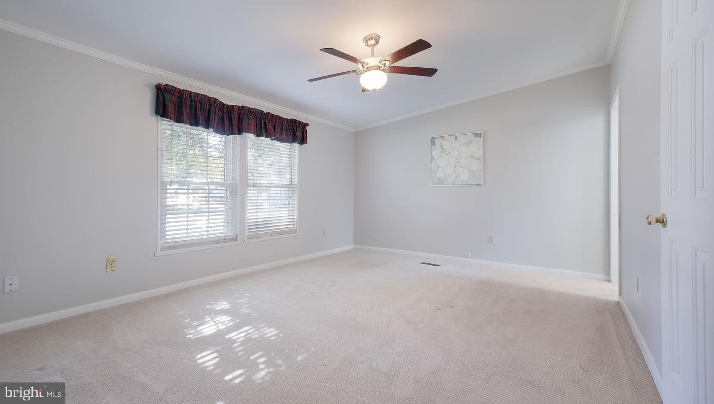 10 Bentwood Ct W photo 21