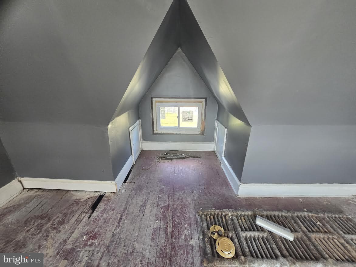 242 E Jacoby Street photo 34