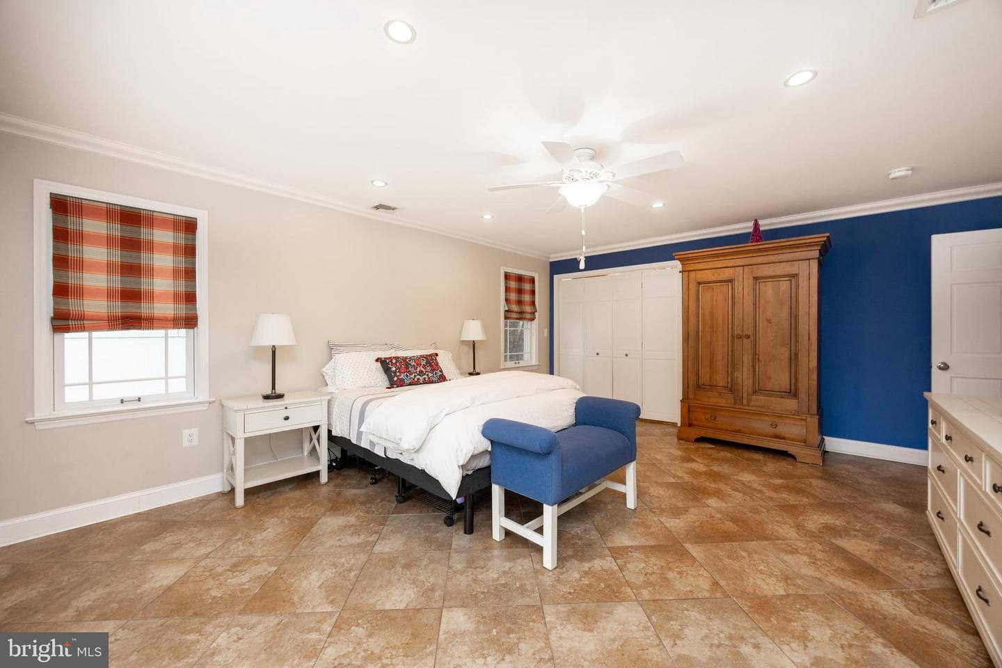 4 E Church Road photo 29