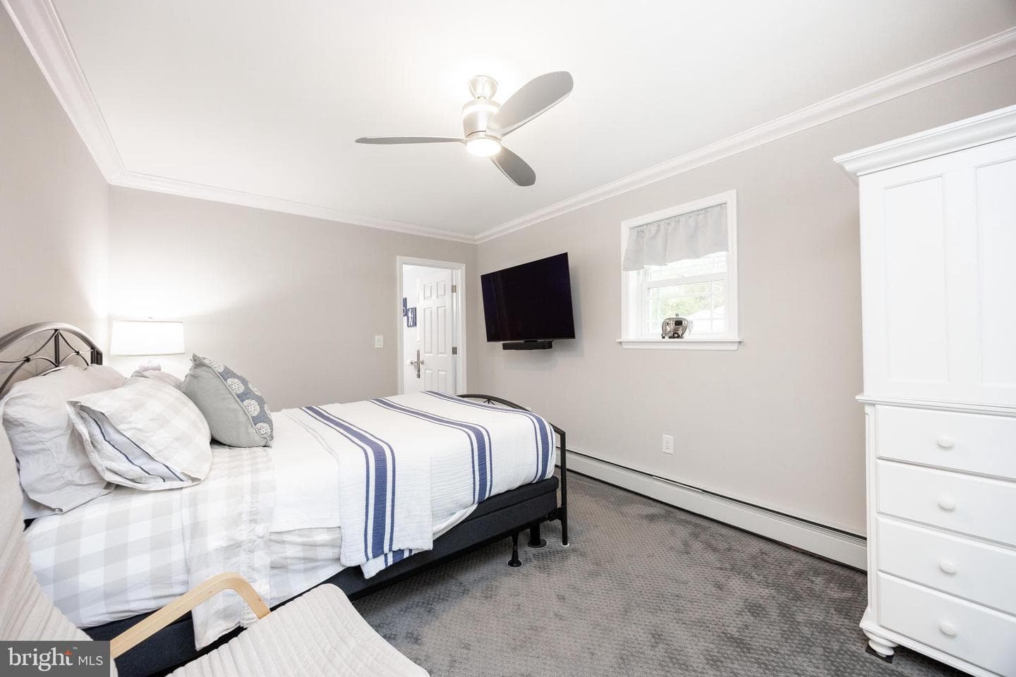4 E Church Road photo 34