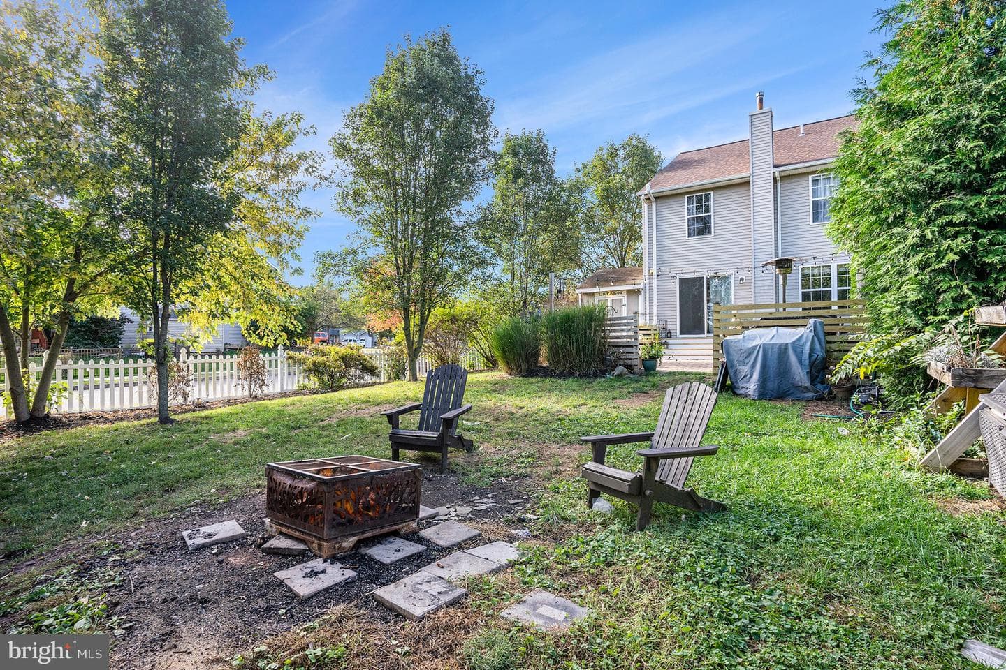 100 Anjou Court photo 48