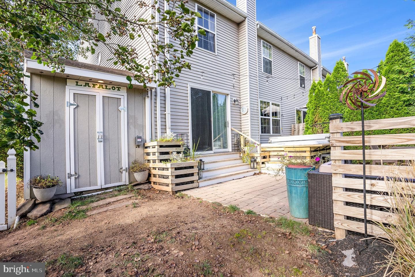 100 Anjou Court photo 49
