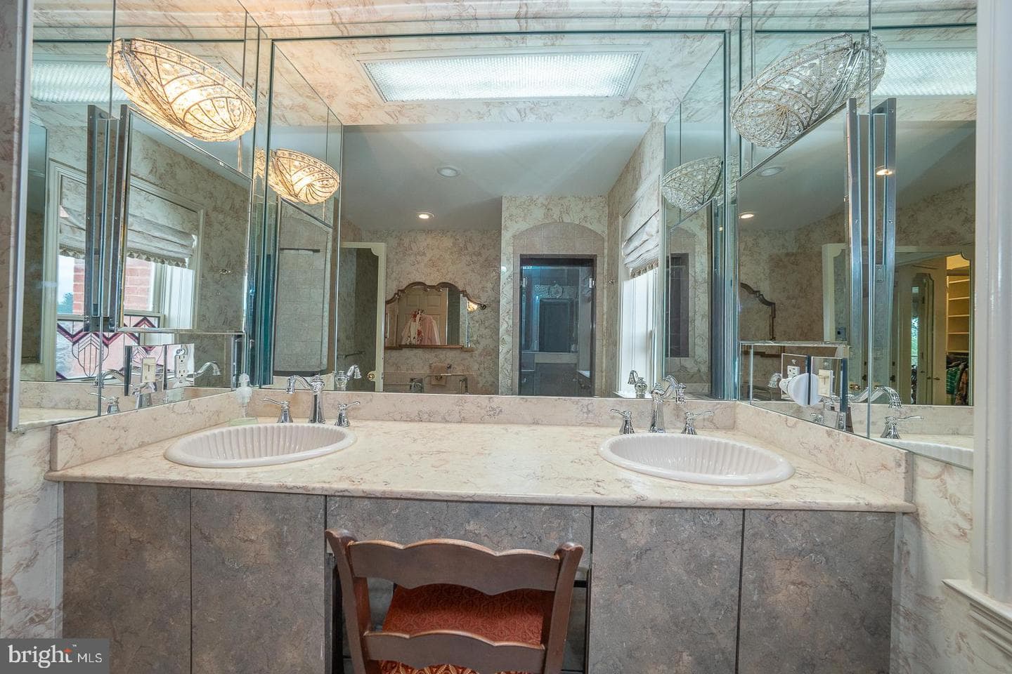 101 Cheswold Lane #5-E photo 17