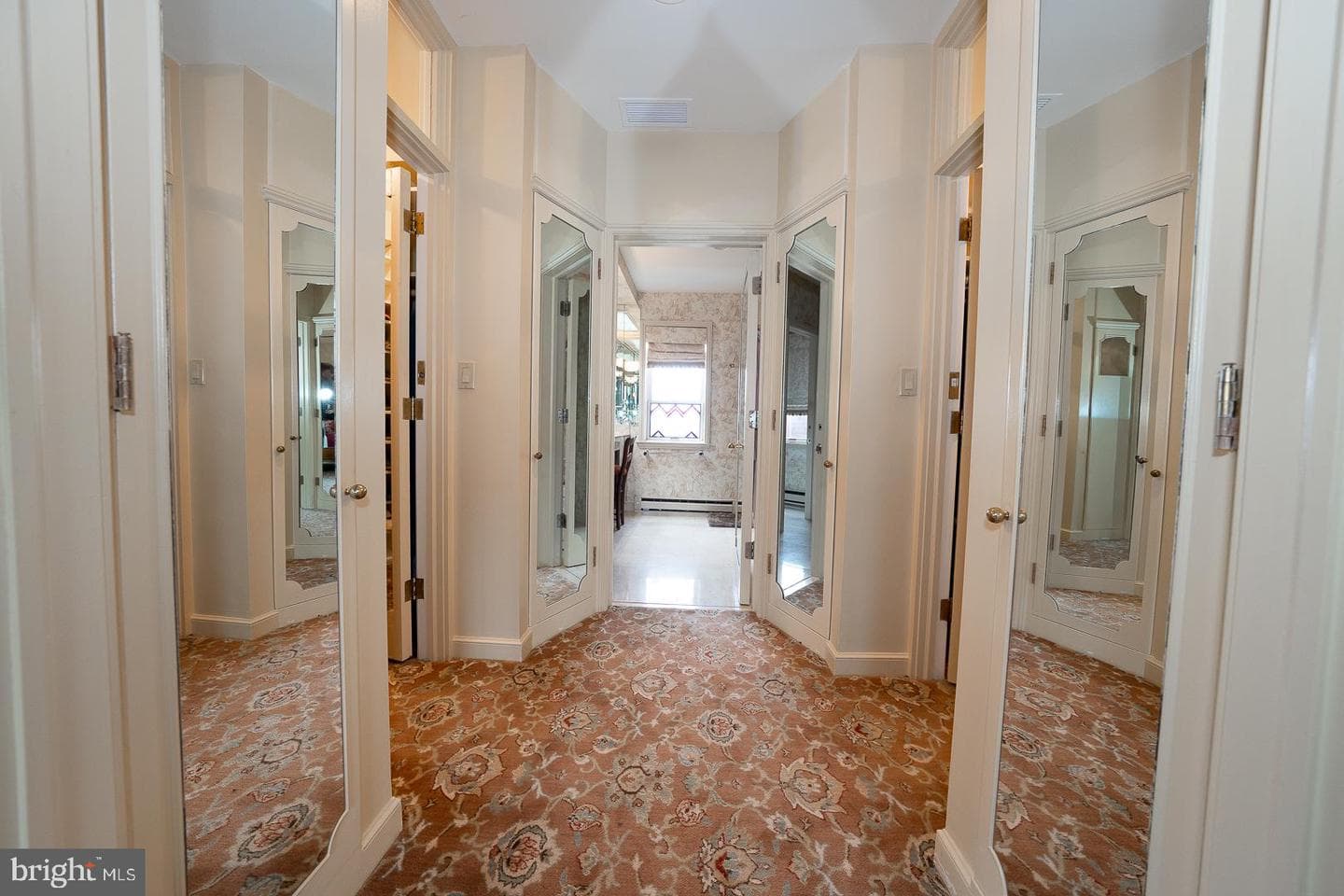 101 Cheswold Lane #5-E photo 20