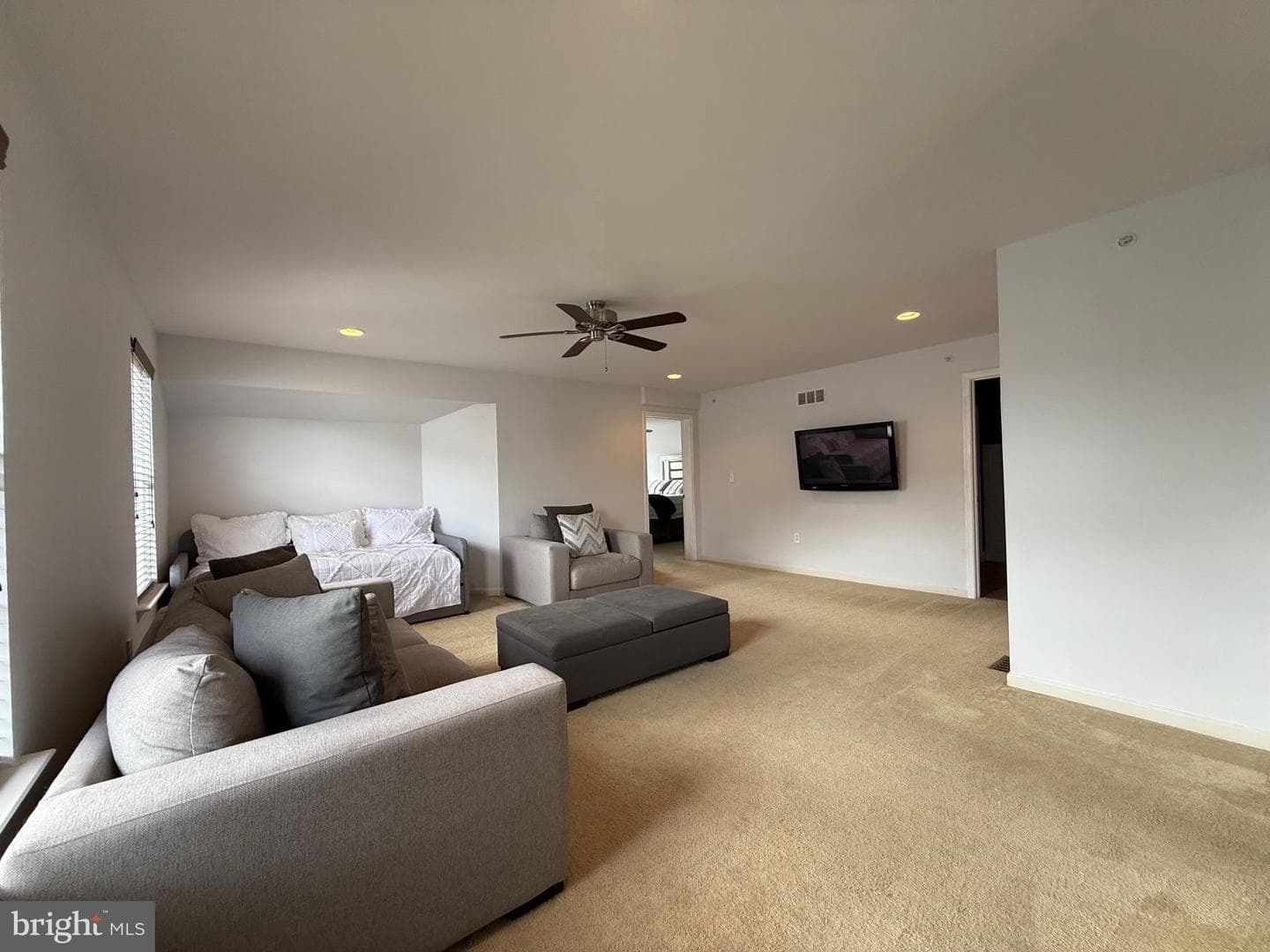 2112 Glenhaven Way photo 21