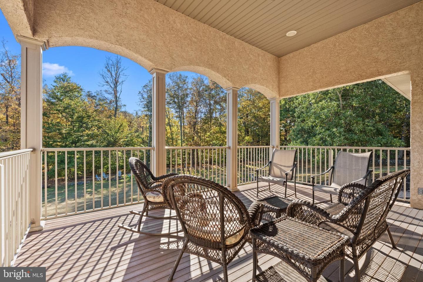 681 Kingswood Vale photo 55