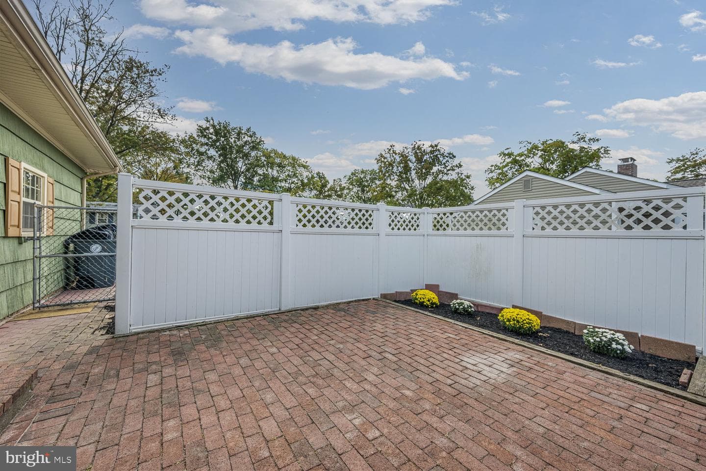 1033 Pine Street photo 26