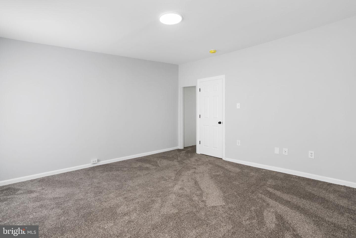 1055 Willow Street photo 15