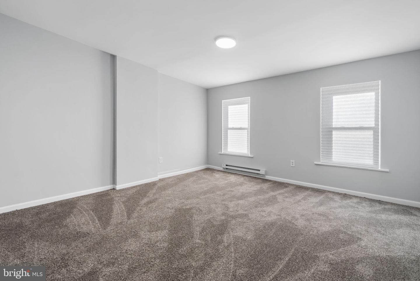 1055 Willow Street photo 20