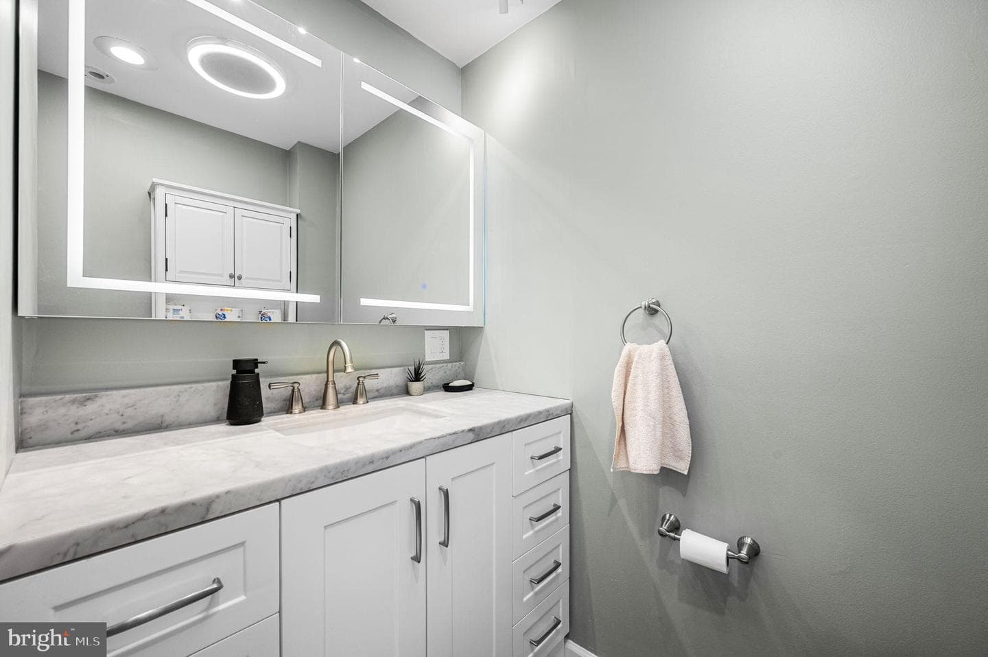 42 Madison Avenue photo 16