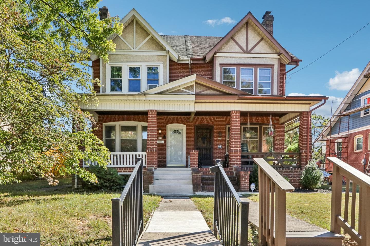 840 N Charlotte photo 1