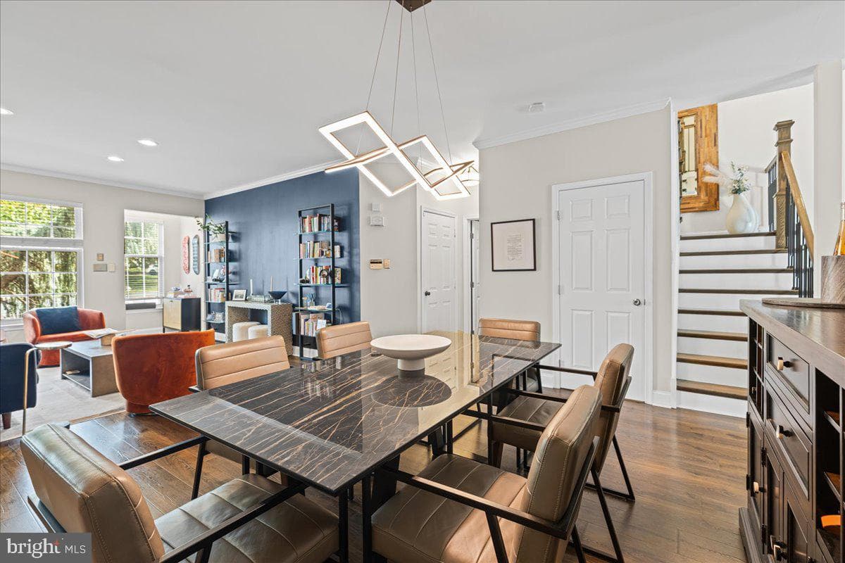 229 Brookdale Court photo 10