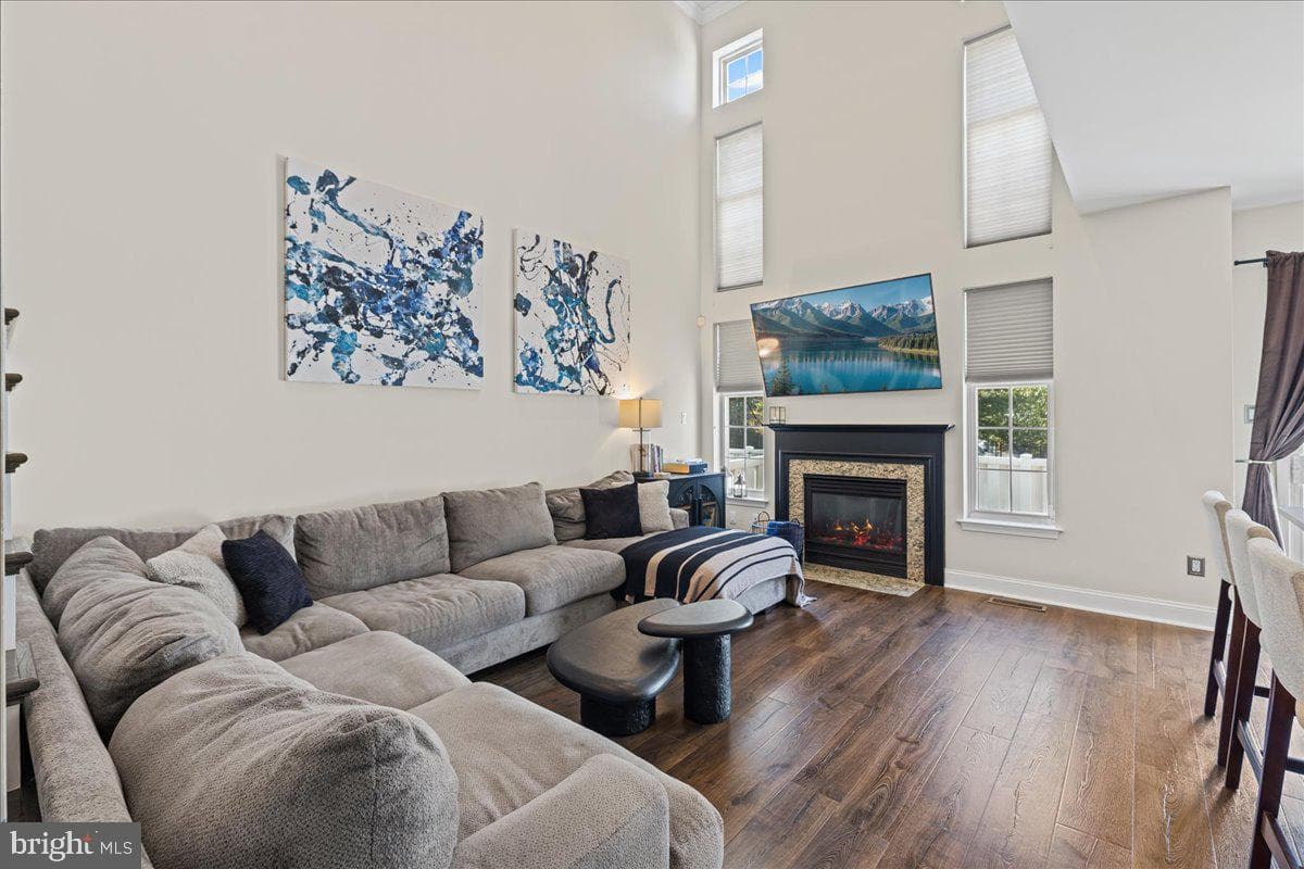 229 Brookdale Court photo 12