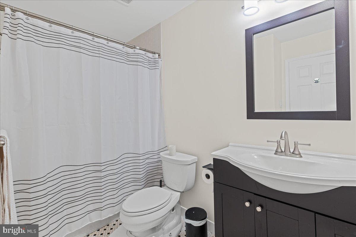 229 Brookdale Court photo 23