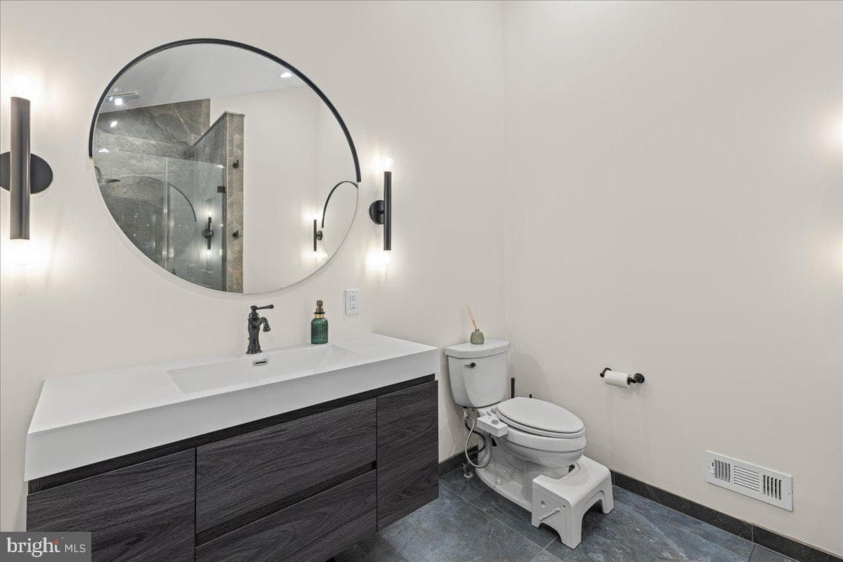229 Brookdale Court photo 29