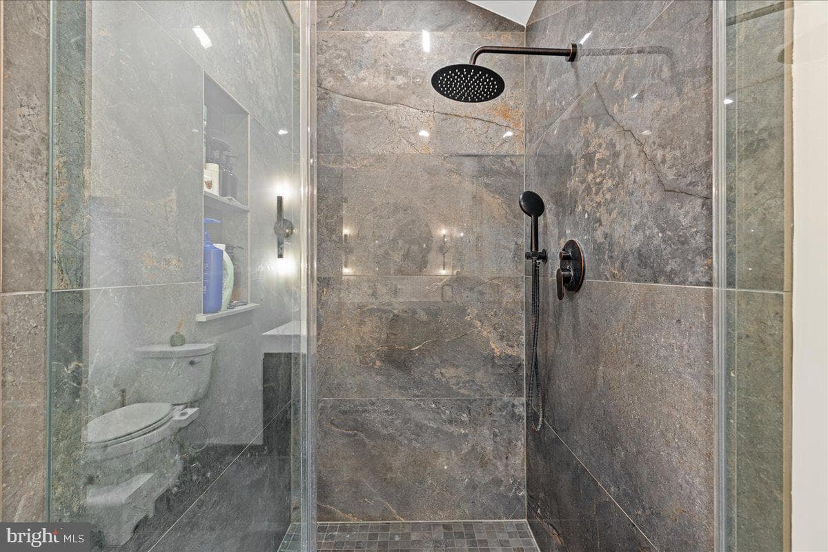 229 Brookdale Court photo 30