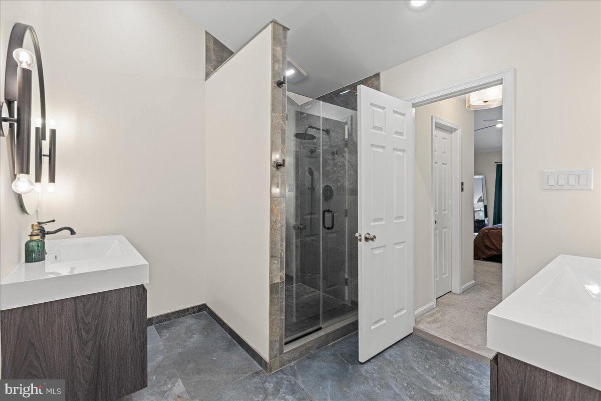 229 Brookdale Court photo 31