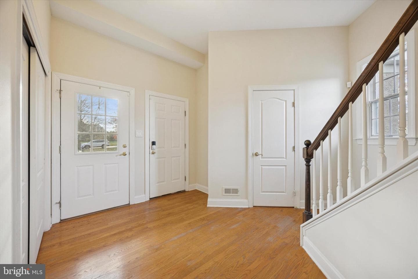 2501 Pond View Drive photo 32