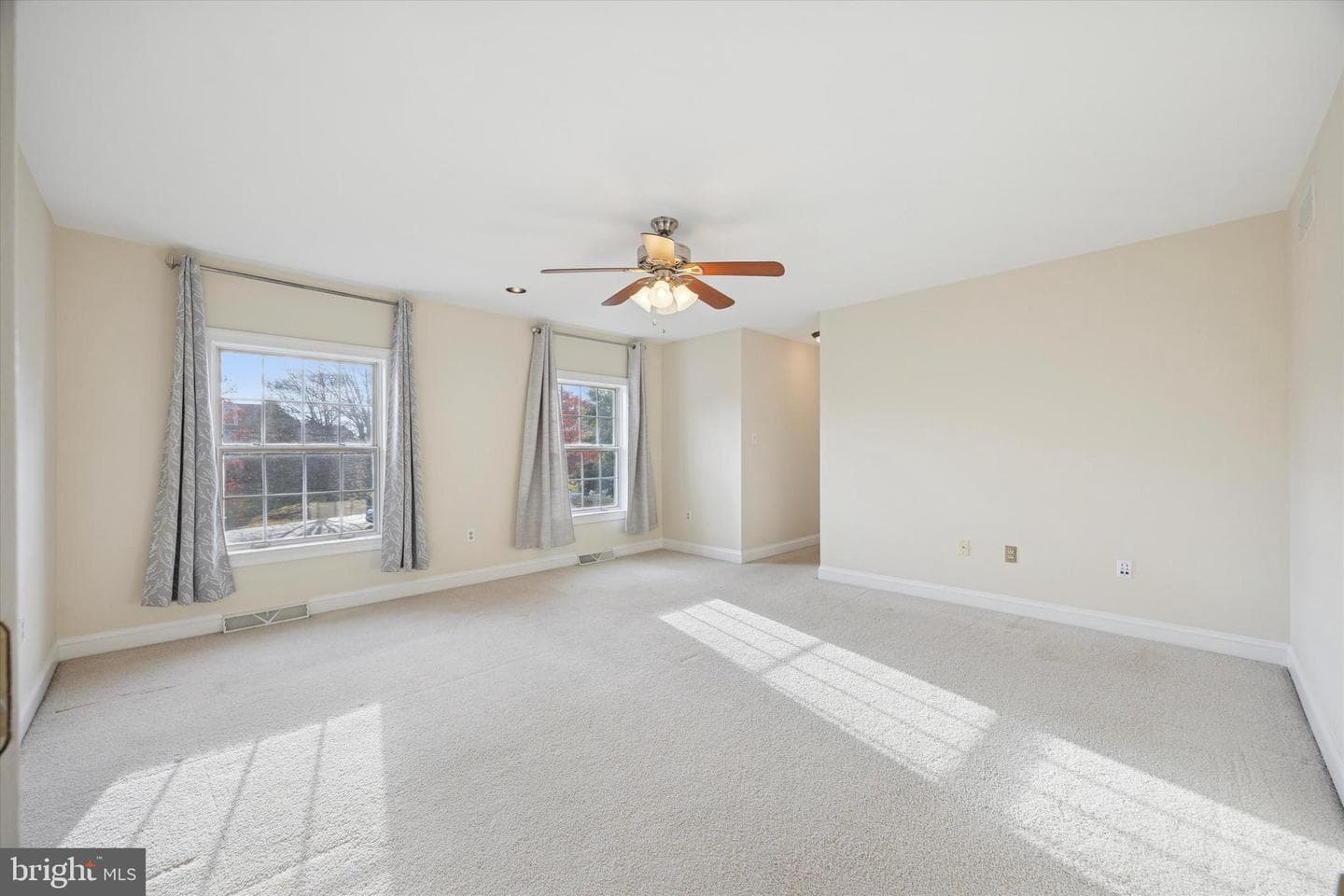 2501 Pond View Drive photo 41