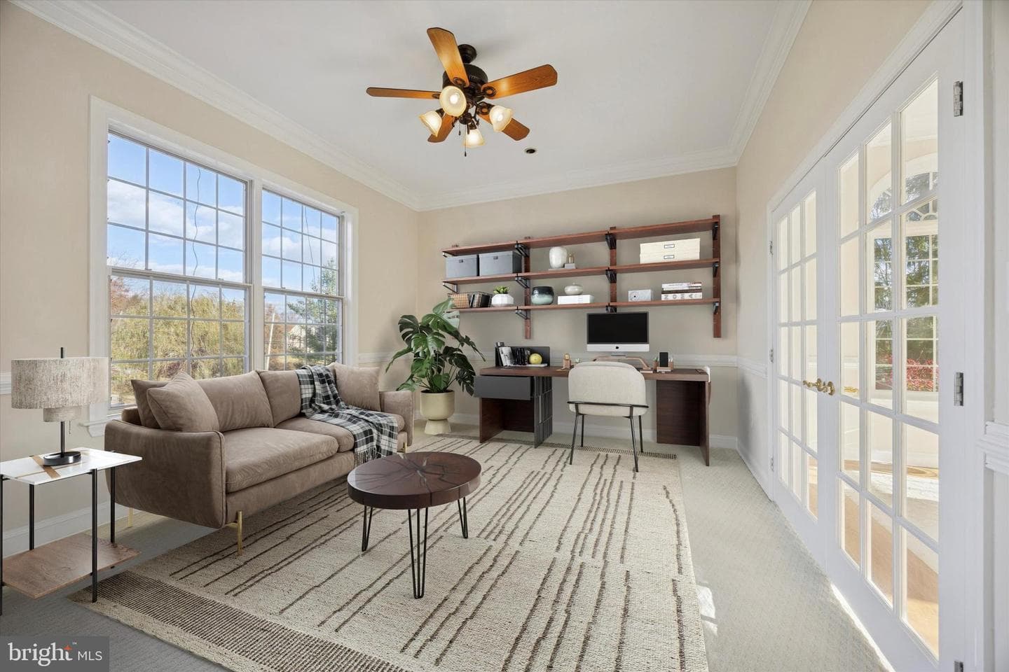 2501 Pond View Drive photo 8