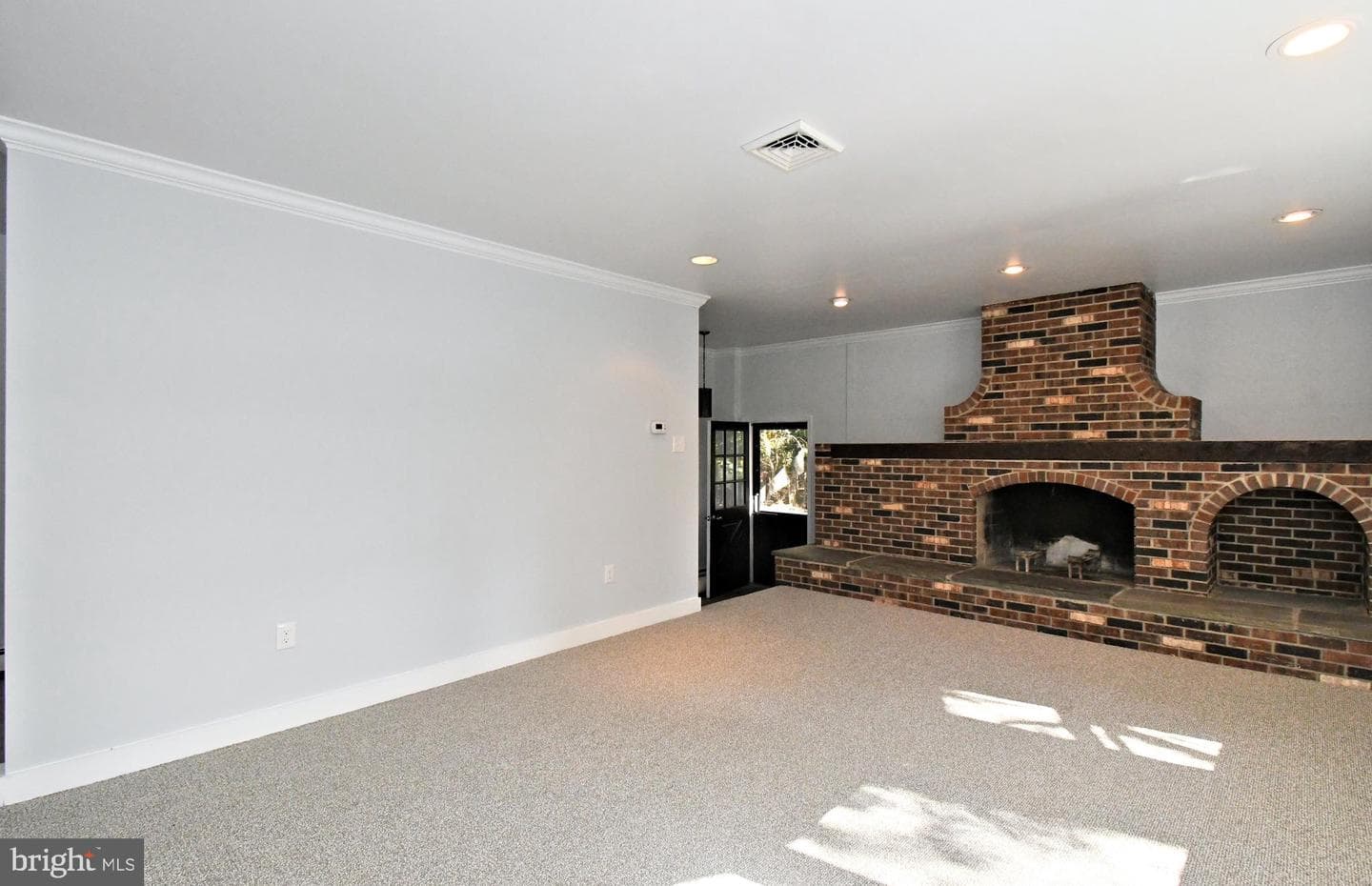 838 Store Road photo 25