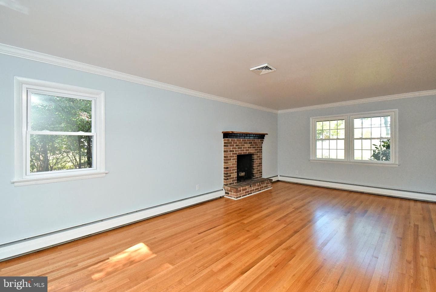 838 Store Road photo 7