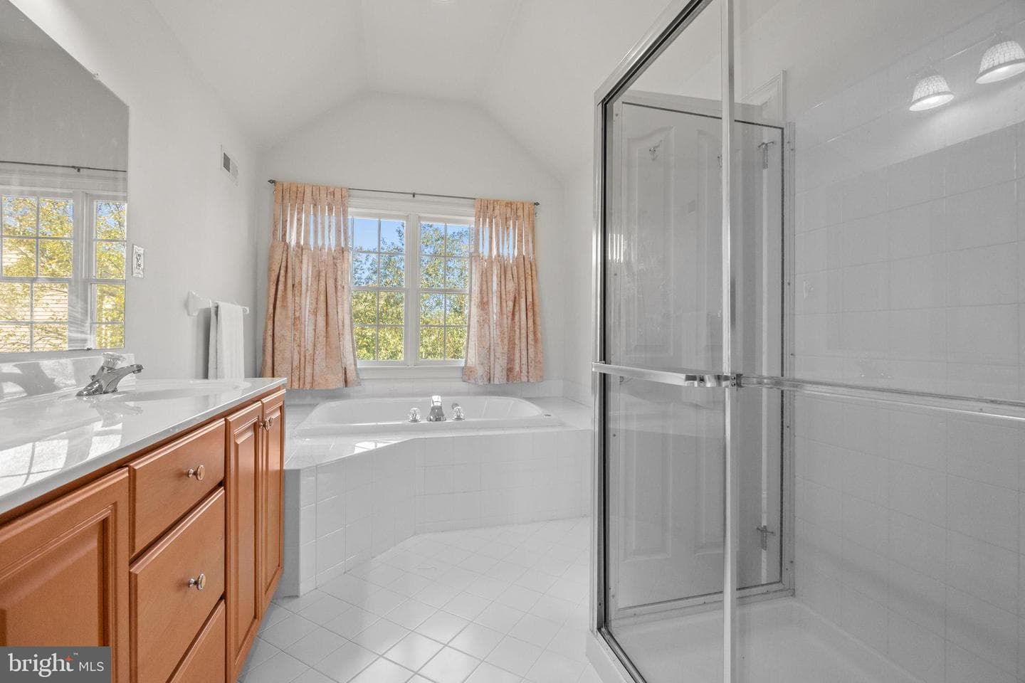 1120 Kingsley Hall Drive photo 34