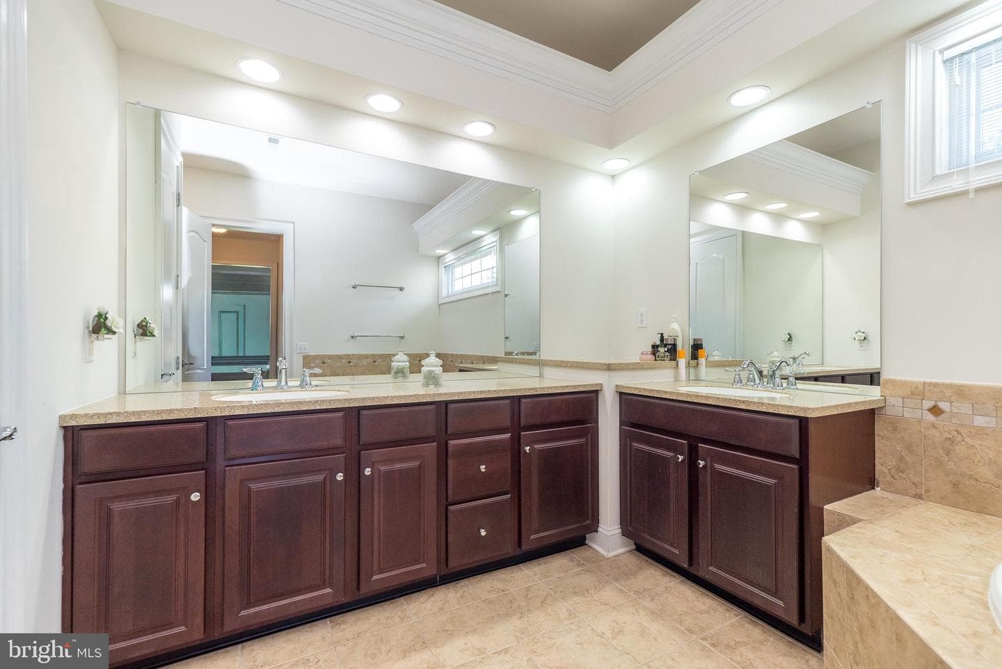 261 Goldenrod Drive photo 29
