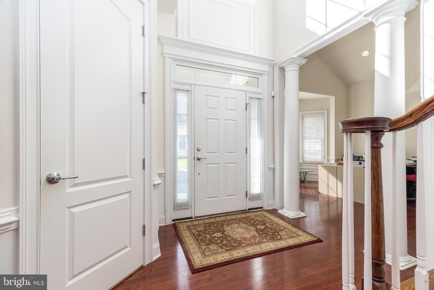 261 Goldenrod Drive photo 8