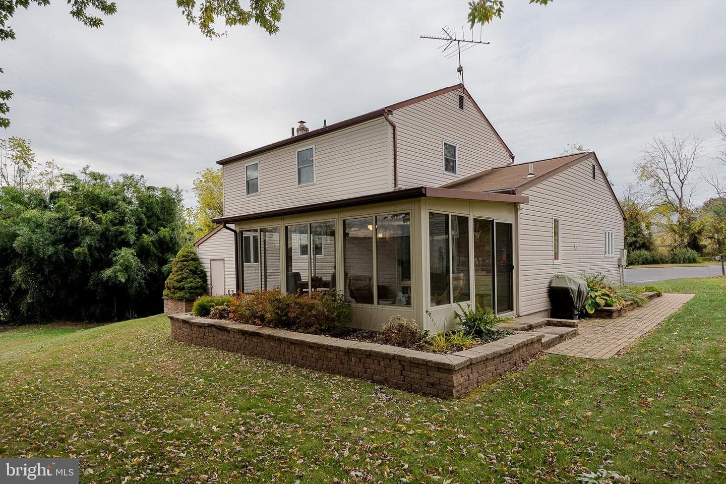 1036 Edgewood Drive photo 35