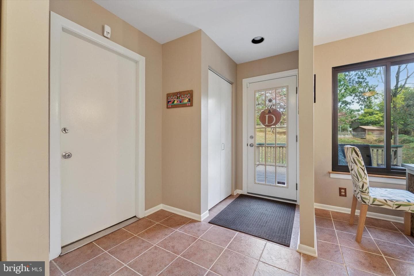 857 Hamilton Drive photo 25