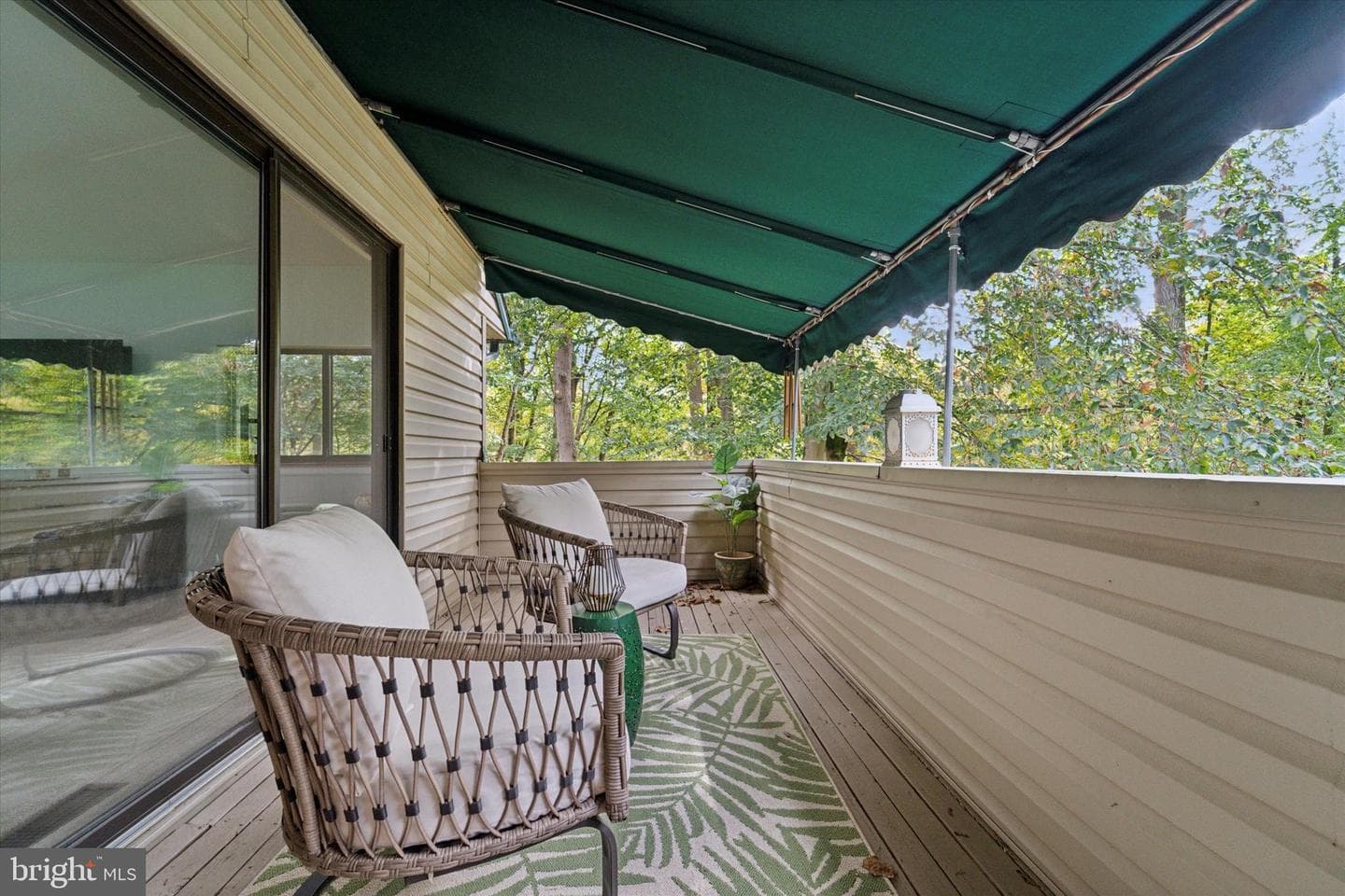 857 Hamilton Drive photo 40