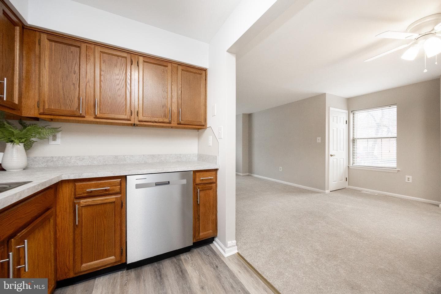 700 Farmington Avenue #40 photo 12