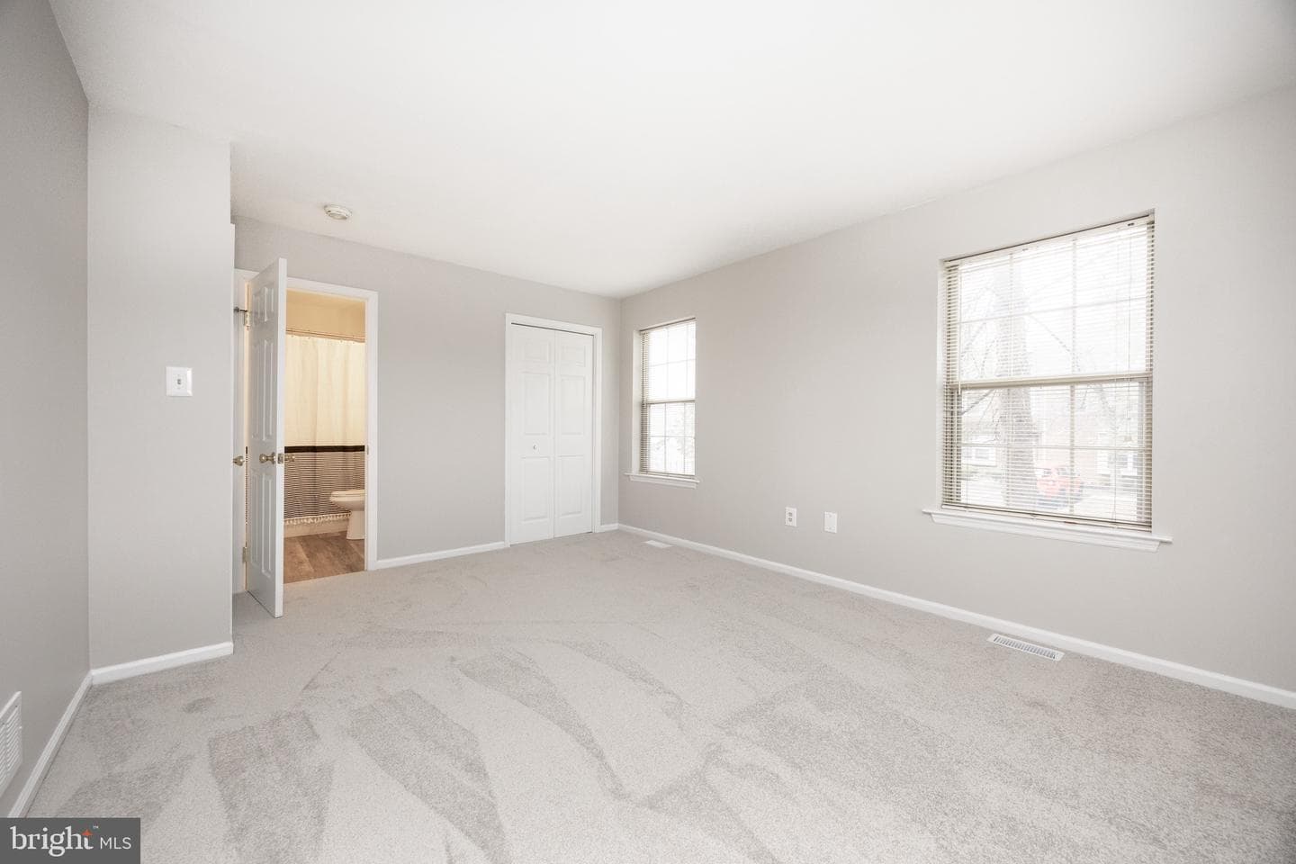 700 Farmington Avenue #40 photo 14