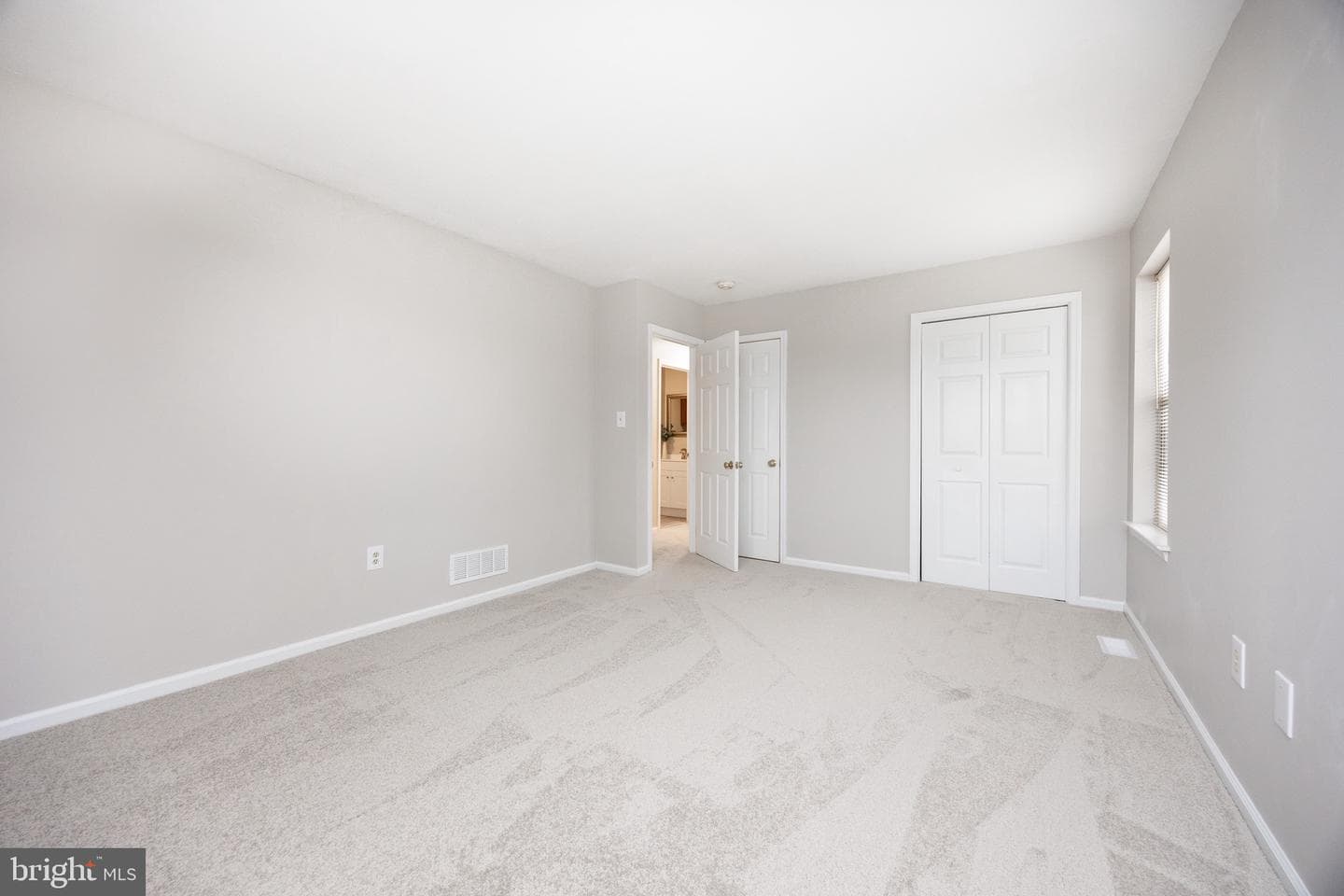 700 Farmington Avenue #40 photo 15