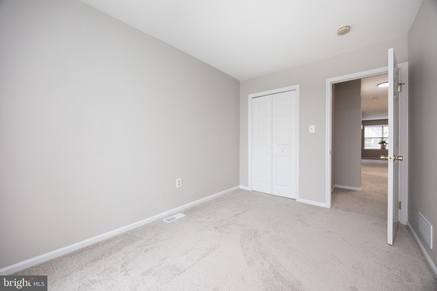 700 Farmington Avenue #40 photo 19